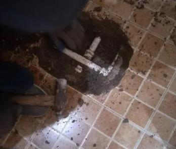 慈利卫生间漏水维修公司为您分享下卫生间渗水如何处理及注意事项